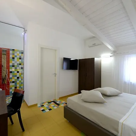 X Hotel Saviano Exterior photo
